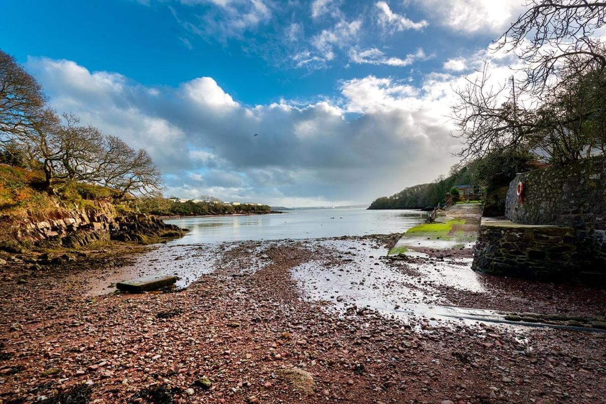 Middle Cottage Sandy Haven Beach Milford Haven Exterior foto